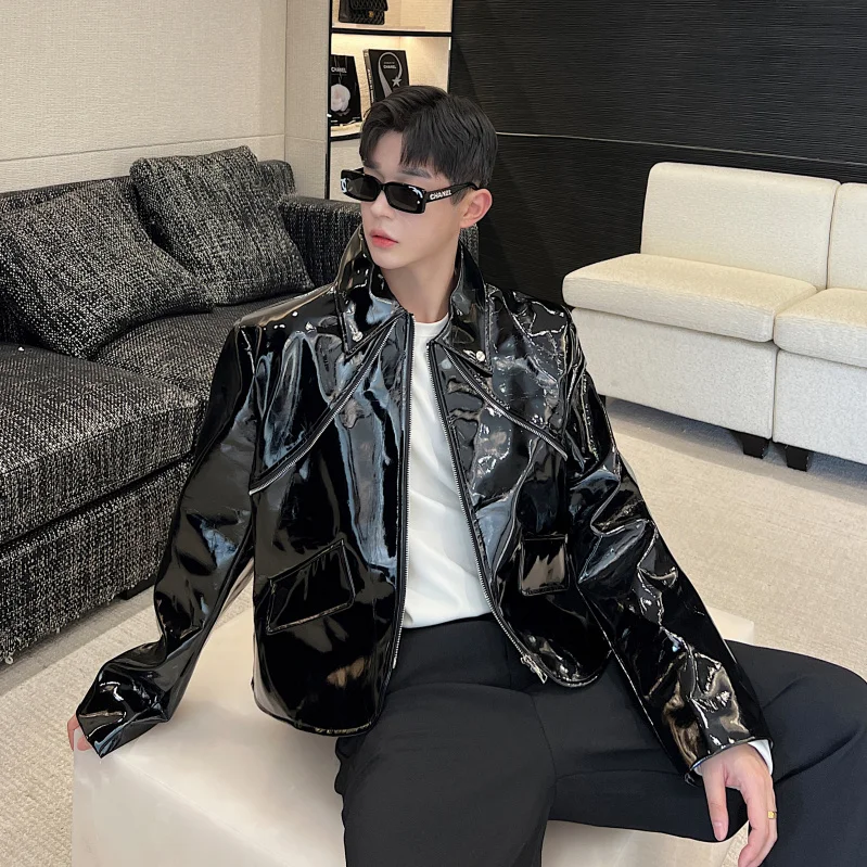 Мужская куртка из искусственной кожи High-Intensi с глянцевой поверхностью, на молнии, в мотоциклетном стиле, модная, повседневная, приталенного кроя.
Мужская куртка из искусственной кожи High-Intensi с глянцевой поверхностью, на молнии, в мотоциклетном стиле, модная, повседневная, приталенного кроя.