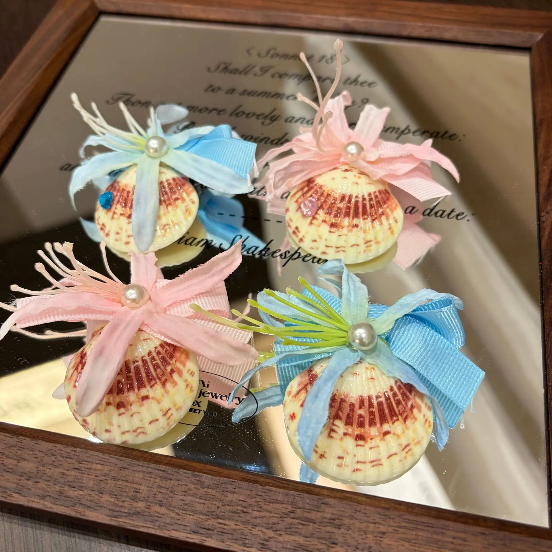 1pc marine series hairpin, immortal flower starfish shell berry headdress, starfish grab clip, seaside hair accessories
1pc marine series hairpin, immortal flower starfish shell berry headdress, starfish grab clip, seaside hair accessories