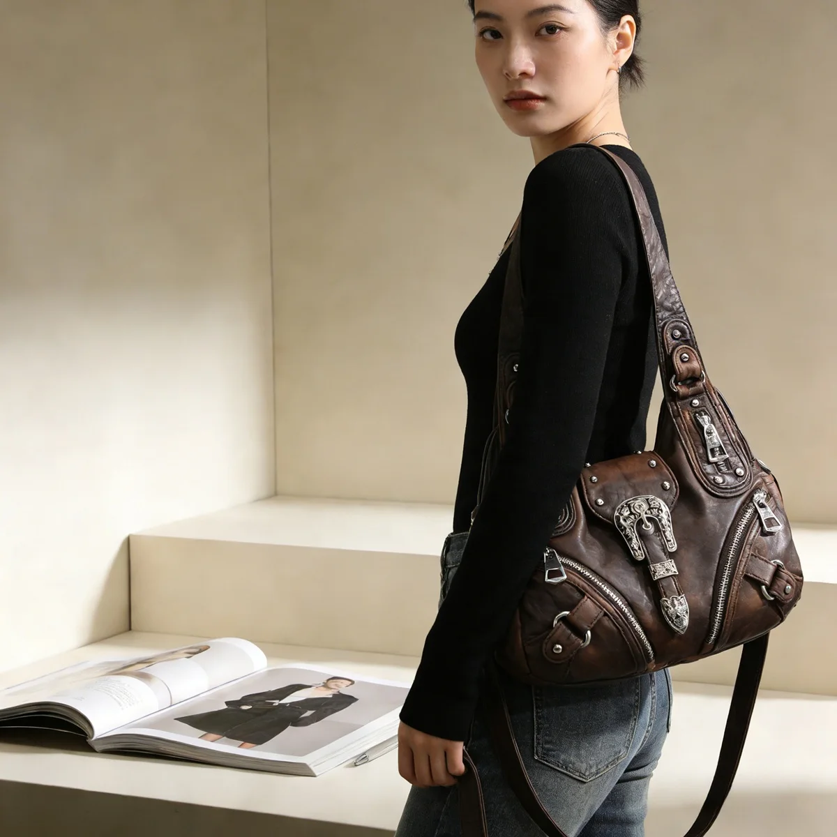 Women's Retro Washed PU Leather Hobo Bag Vintage Y2K Gothic Rivet Buckle Design Multi-Pocket Zipper Shoulder Crossbody Tote Bag
Women's Retro Washed PU Leather Hobo Bag Vintage Y2K Gothic Rivet Buckle Design Multi-Pocket Zipper Shoulder Crossbody Tote Bag