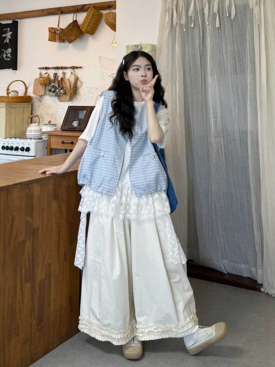 Summer Lace Crop Top Tank Vest High Waist Wide Leg Pants Three Piece Set Layering Salt System Casual Fashion plus Size Women
Summer Lace Crop Top Tank Vest High Waist Wide Leg Pants Three Piece Set Layering Salt System Casual Fashion plus Size Women