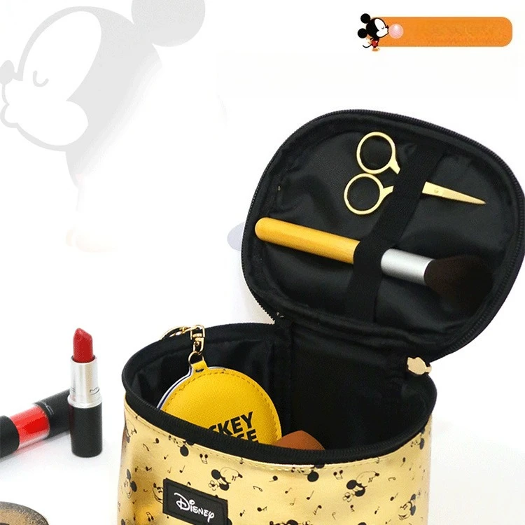 Miniso's new Mickey cosmetic storage bag large capacity portable travel toiletries PU cosmetic bag toiletries bucket bag
Miniso's new Mickey cosmetic storage bag large capacity portable travel toiletries PU cosmetic bag toiletries bucket bag