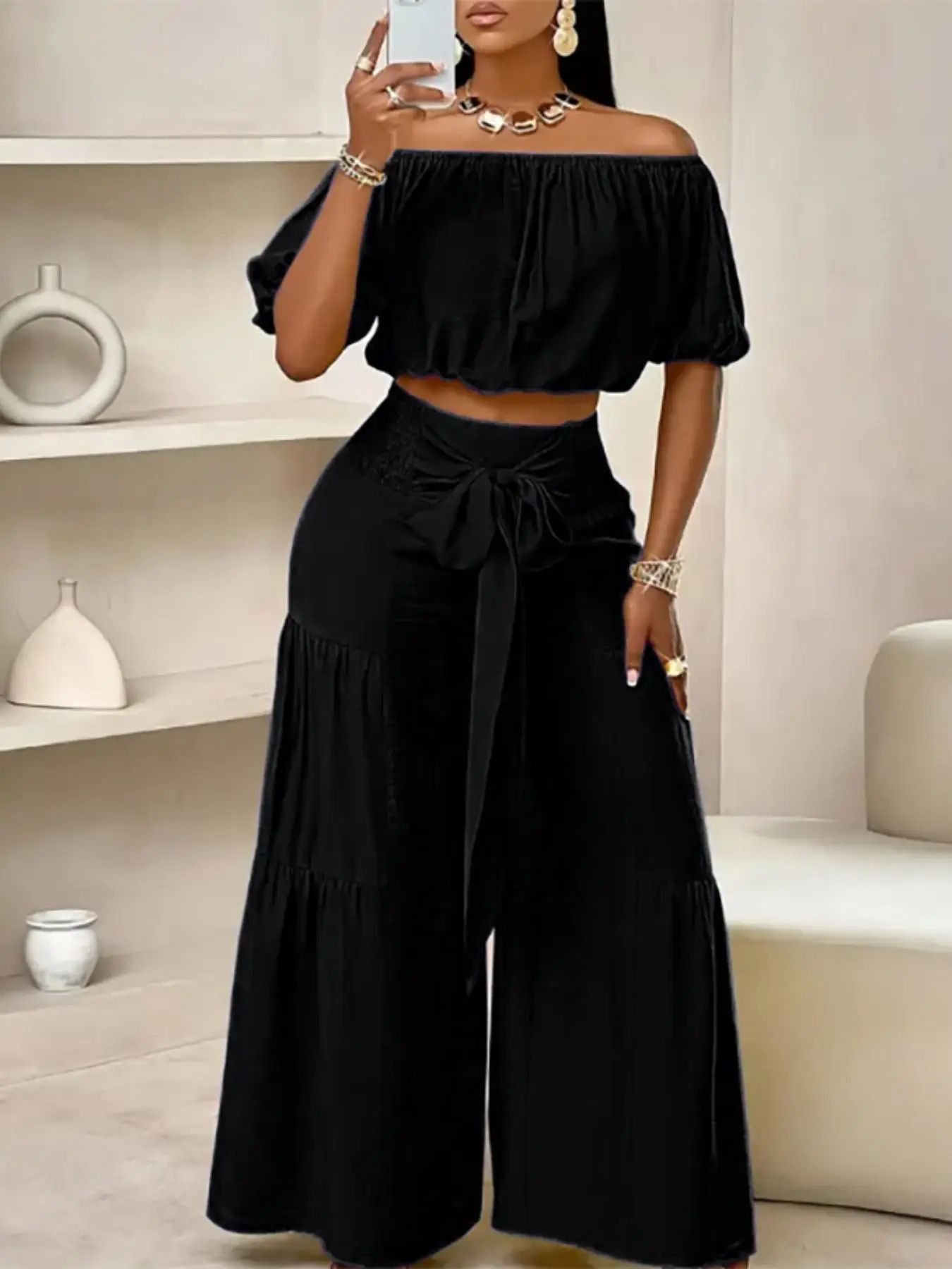 European And American High Waist Wide Leg Pants for Women Solid Color Micro Pleat Casual Commuter Trousers with Strap
European And American High Waist Wide Leg Pants for Women Solid Color Micro Pleat Casual Commuter Trousers with Strap