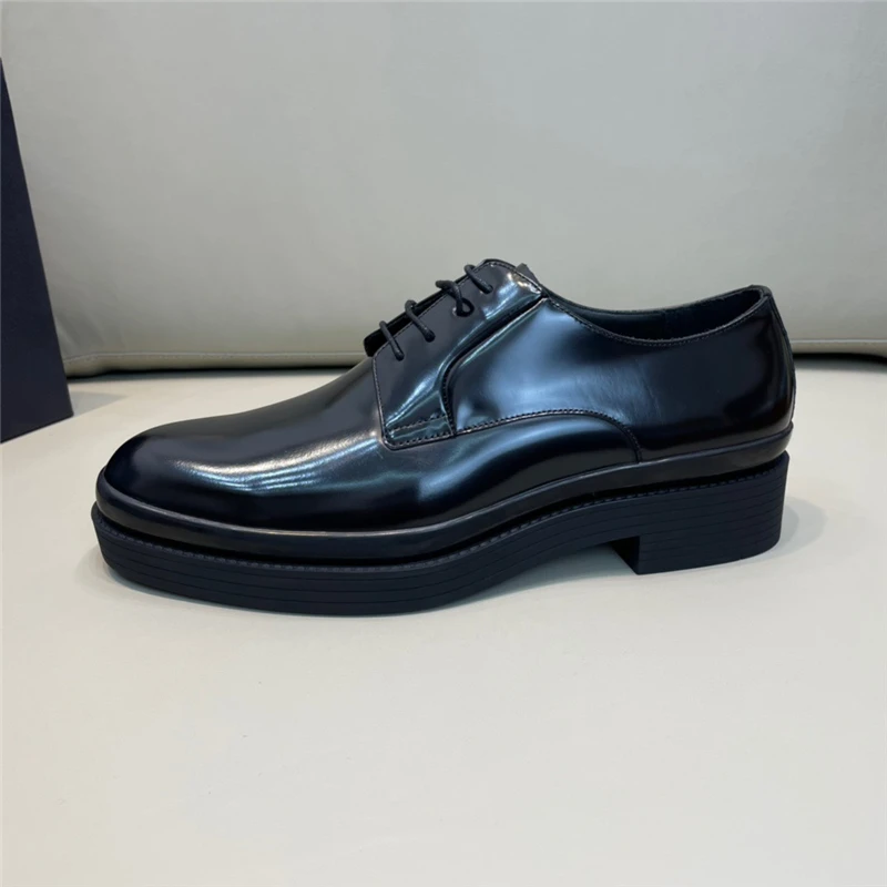 Luxury Fashion Men's Derby Shoes Lace Up Round Toe Fashion Wedding Shoes Genuine Leather High End Business Dress Shoes
Luxury Fashion Men's Derby Shoes Lace Up Round Toe Fashion Wedding Shoes Genuine Leather High End Business Dress Shoes