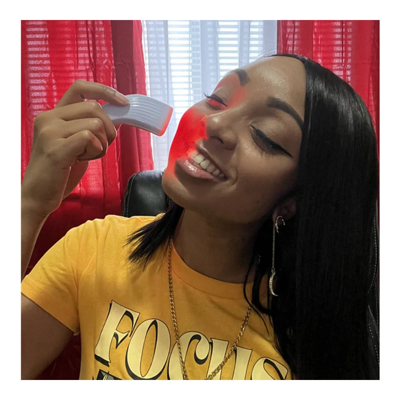 Домашнее косметическое оборудование, палочный массажер для ухода за кожей, машина для светотерапии красного лица, излучающий диод, красное и синее лицо
Домашнее косметическое оборудование, палочный массажер для ухода за кожей, машина для светотерапии красного лица, излучающий диод, красное и синее лицо