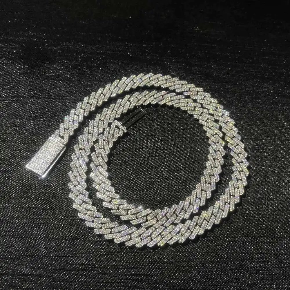 Iced Out Hip Hop Jewelry 10mm 2 Rows 18k Gold Plated Silver VVS Moissanite Cuban Link Chain
Iced Out Hip Hop Jewelry 10mm 2 Rows 18k Gold Plated Silver VVS Moissanite Cuban Link Chain