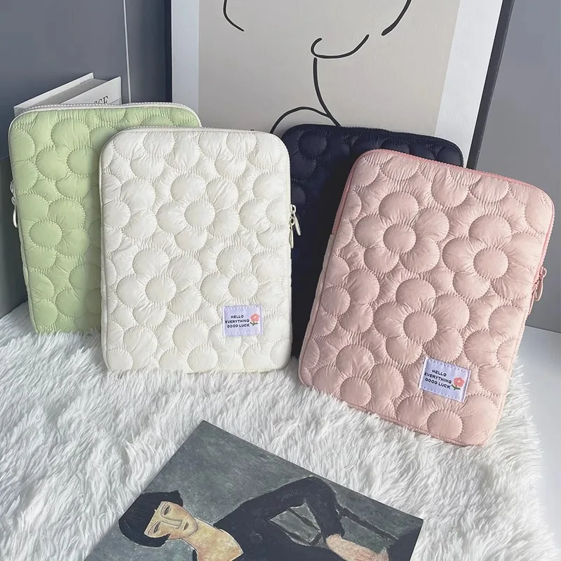 Cute flowers Tablet Pouch For Ipad Air4/5 10.9 Air6 Pro11 10.5 10.2 Case Bag 13.3 14 15 15.6 Inch Laptop Sleeve Notebook pouch
Cute flowers Tablet Pouch For Ipad Air4/5 10.9 Air6 Pro11 10.5 10.2 Case Bag 13.3 14 15 15.6 Inch Laptop Sleeve Notebook pouch