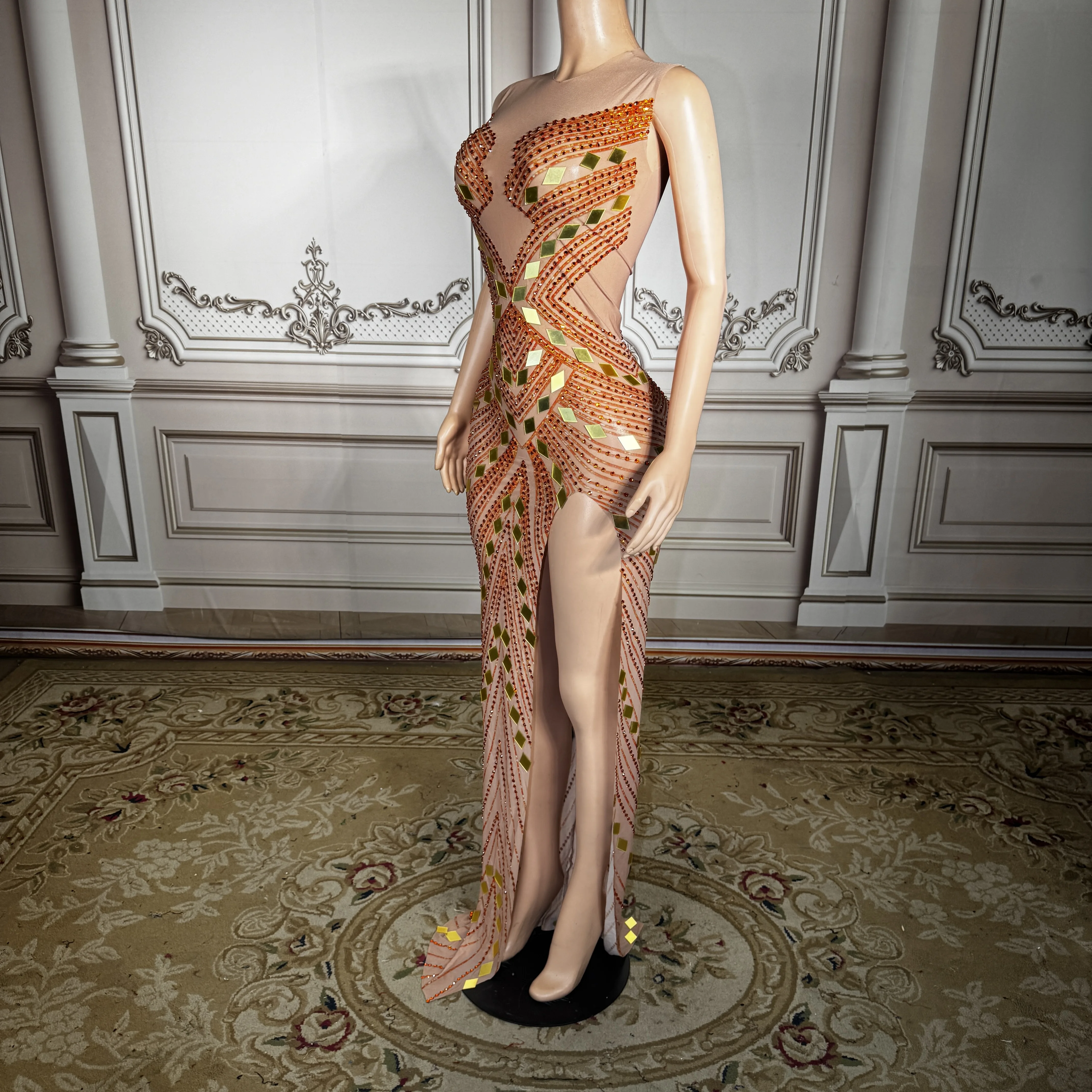 ZD rhinestone sequins sexy high slit sleeveless dress ladies cocktail parties costumes hosts red carpet elegant evening gown
ZD rhinestone sequins sexy high slit sleeveless dress ladies cocktail parties costumes hosts red carpet elegant evening gown