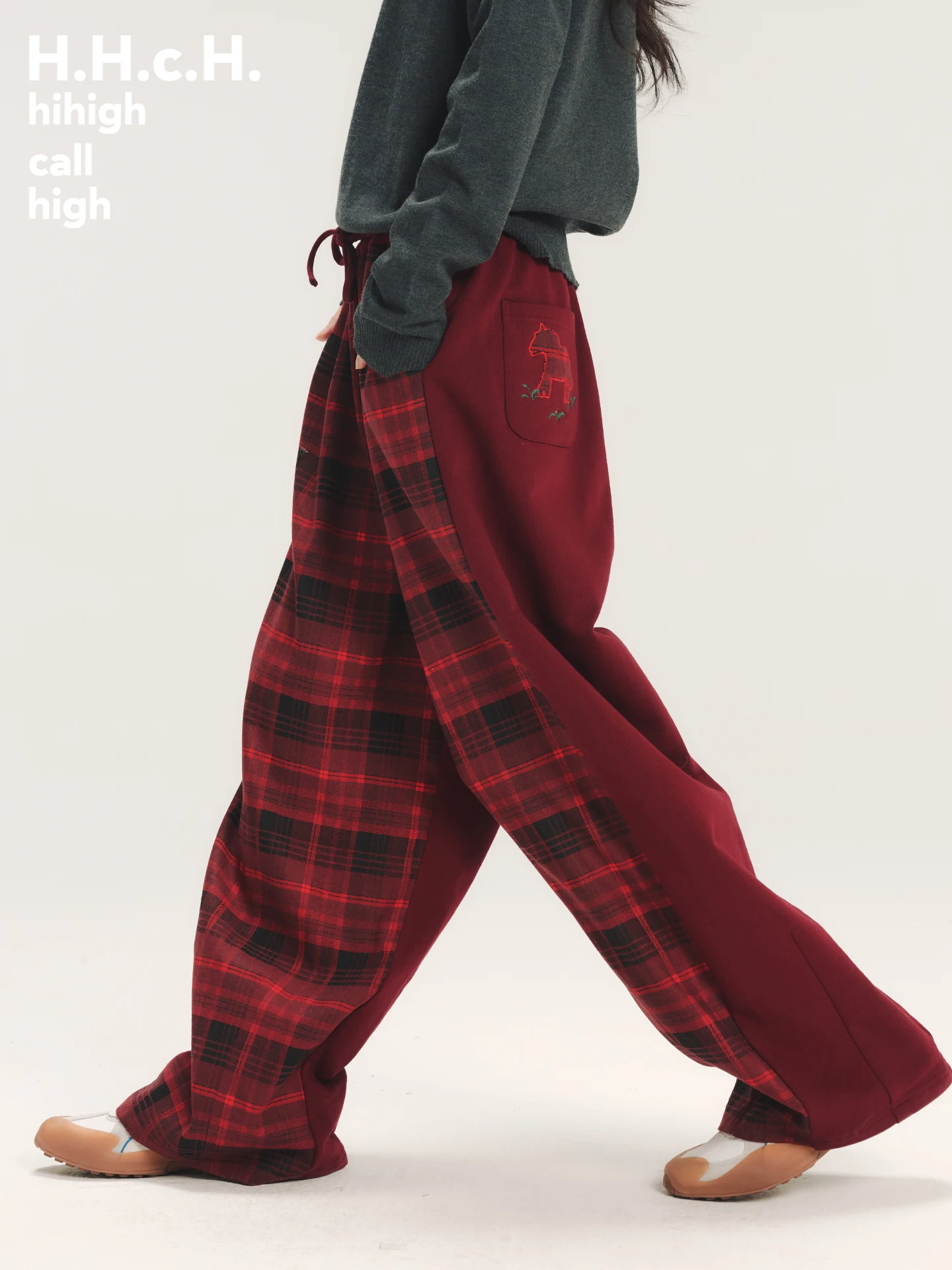 Casual Red Wide Leg Pants HHCH Year Color Block Plaid Patchwork Embroidery Elastic Waist Casual Trousers for Women
Casual Red Wide Leg Pants HHCH Year Color Block Plaid Patchwork Embroidery Elastic Waist Casual Trousers for Women
