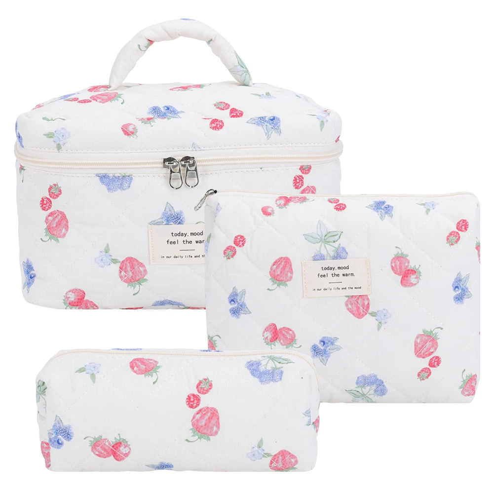 3Pcs Cute Quilted Cosmetic Bag Large Capacity Quilting Storage Bag Strawberry Print Aesthetic Toiletry Purse Ladies Trip Bag
3Pcs Cute Quilted Cosmetic Bag Large Capacity Quilting Storage Bag Strawberry Print Aesthetic Toiletry Purse Ladies Trip Bag