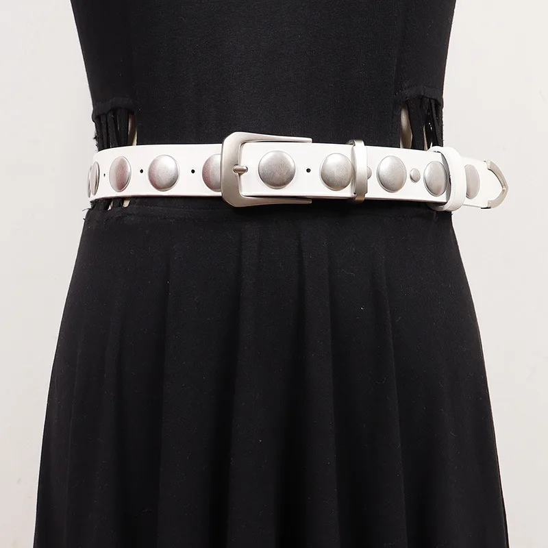 Женская мода из натуральной кожи без перфорации, винтажный ремень, металлический потертый универсальный костюм, джинсы, тонкие черные декоративные узкие ремни
Женская мода из натуральной кожи без перфорации, винтажный ремень, металлический потертый универсальный костюм, джинсы, тонкие черные декоративные узкие ремни