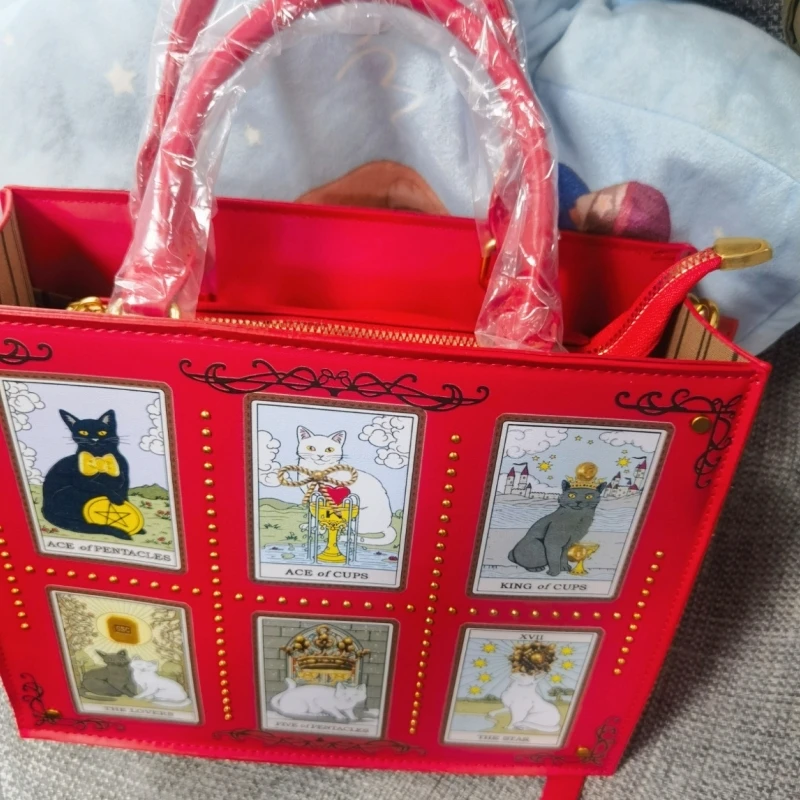 Vintage Luxury Designer tote bag with Delicate Embroidery Cat Printing Women Popular and Fashionable Tote Bag Large Capacity
Vintage Luxury Designer tote bag with Delicate Embroidery Cat Printing Women Popular and Fashionable Tote Bag Large Capacity