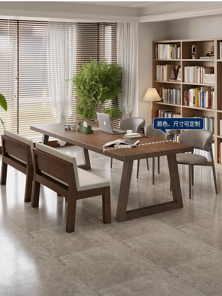 Бытовой стол из массива дерева, студенческий письменный стол, верстак
Бытовой стол из массива дерева, студенческий письменный стол, верстак