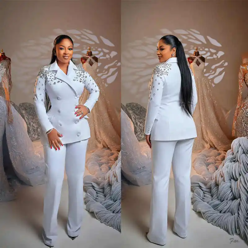 Luxury Women Suits 2 Piece Jacket Pants Double Breasted Crystal Beads Lady Business Formal Occasion Banquet Customized
Luxury Women Suits 2 Piece Jacket Pants Double Breasted Crystal Beads Lady Business Formal Occasion Banquet Customized