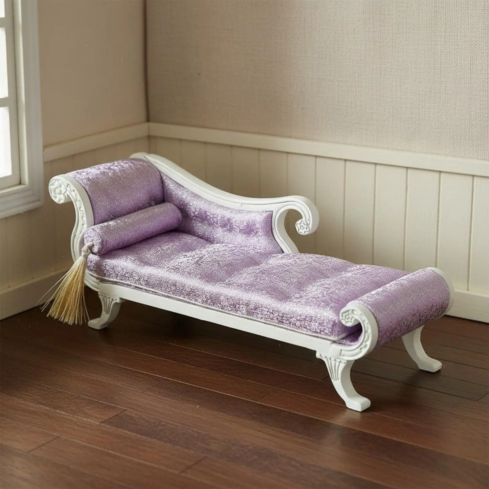 Dollhouse Chaise Lounge Wooden Frame 1:12 Scale Sofa Elegant Dollhouse Couch Handmade for Collectors
Dollhouse Chaise Lounge Wooden Frame 1:12 Scale Sofa Elegant Dollhouse Couch Handmade for Collectors