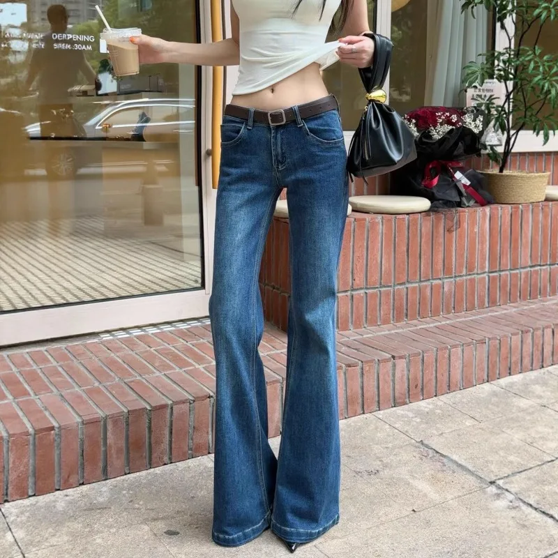 Dark Blue Jeans Women's Flared Pants Women's Retro Y2k Baggy Denim Pants High Street Basic Trousers
Dark Blue Jeans Women's Flared Pants Women's Retro Y2k Baggy Denim Pants High Street Basic Trousers