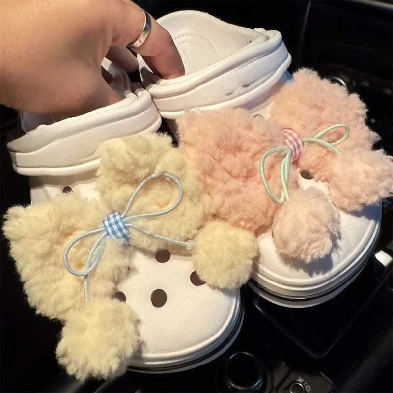 Plush Bow Series Lovely Footwear Decoration DIY Beautiful Adornment for Clogs Sandals Ins Popular Fresh Kids Boys Girls Gifts
Plush Bow Series Lovely Footwear Decoration DIY Beautiful Adornment for Clogs Sandals Ins Popular Fresh Kids Boys Girls Gifts