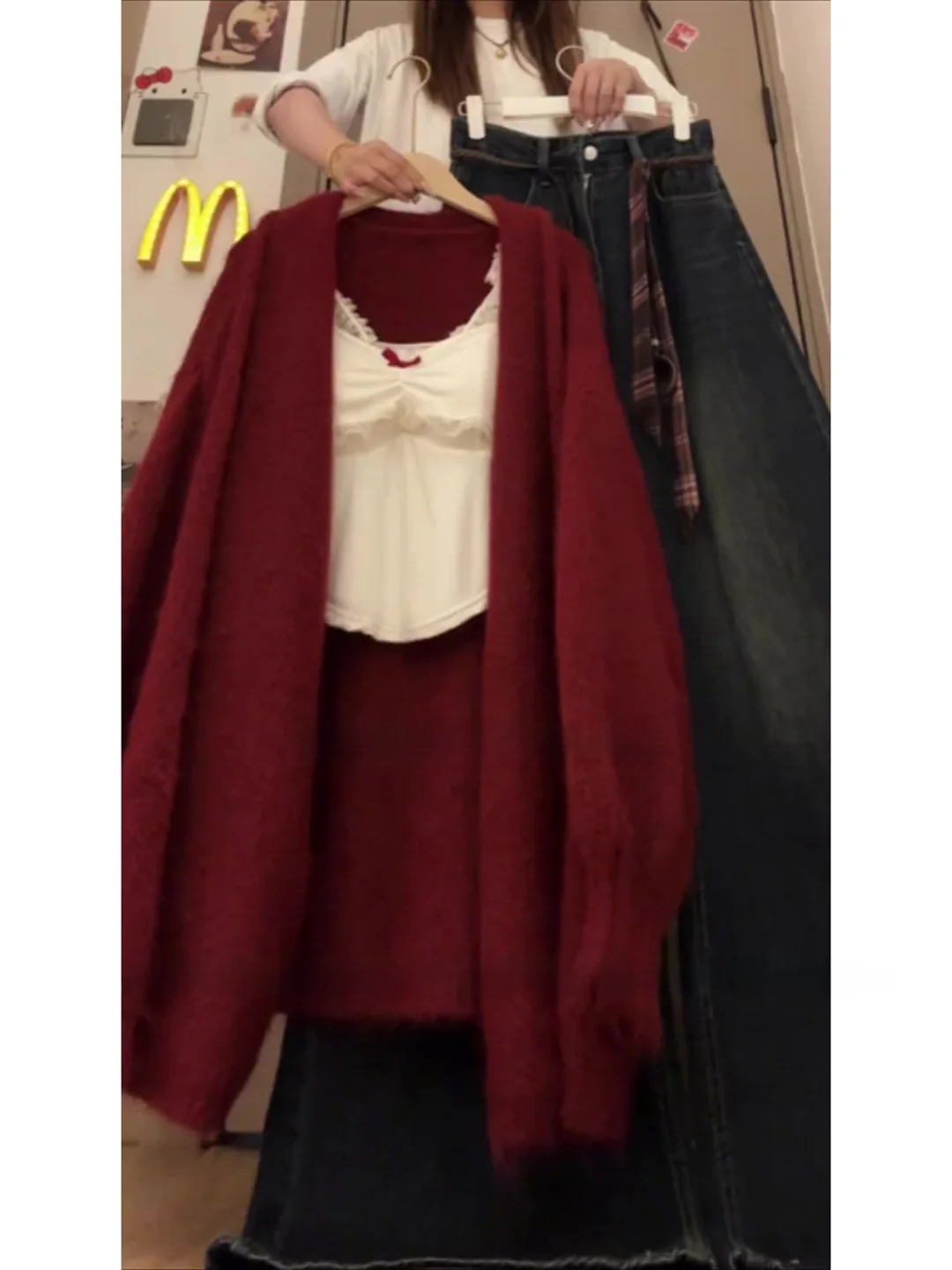 Korean Style Lazy Vintage Knitted Cardigan Tank Top Jeans Three Piece Set Autumn Fashion Casual High Waist Long Pants
Korean Style Lazy Vintage Knitted Cardigan Tank Top Jeans Three Piece Set Autumn Fashion Casual High Waist Long Pants