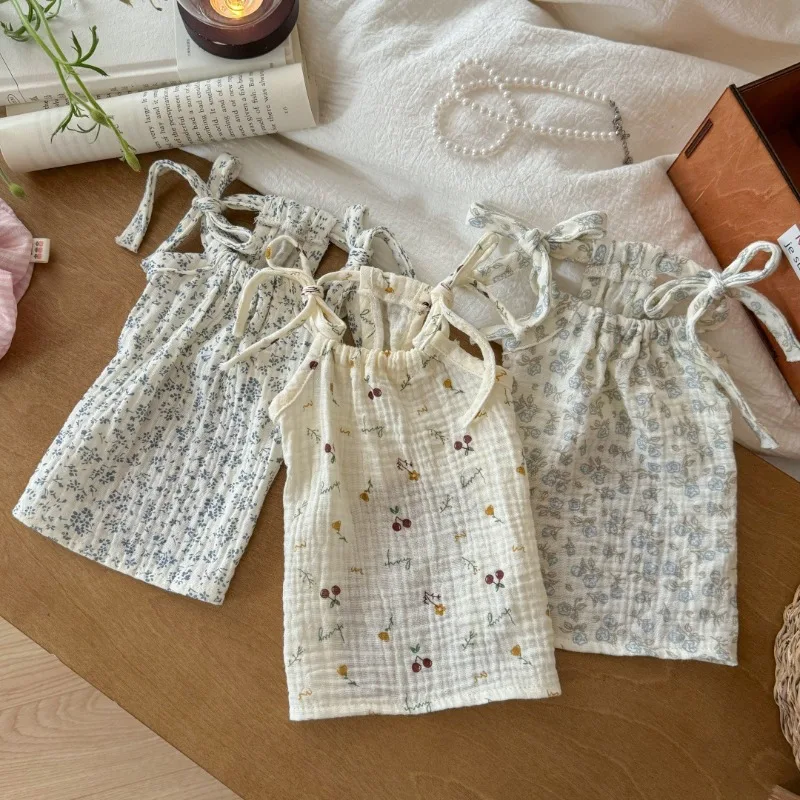 Pet Breathable Vest Camisole Pajamas Pet Drawstring Dress Small Dog Clothes Floral Fashion Summer Puppy Clothes for Small Dogs
Pet Breathable Vest Camisole Pajamas Pet Drawstring Dress Small Dog Clothes Floral Fashion Summer Puppy Clothes for Small Dogs