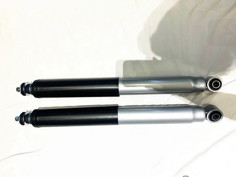 4x4 Off Road Shock Absorber Twin Tube None Adjustable Foam Cell Suspension Kits Supplier Shock For FJ120 Land Cruiser 120
4x4 Off Road Shock Absorber Twin Tube None Adjustable Foam Cell Suspension Kits Supplier Shock For FJ120 Land Cruiser 120