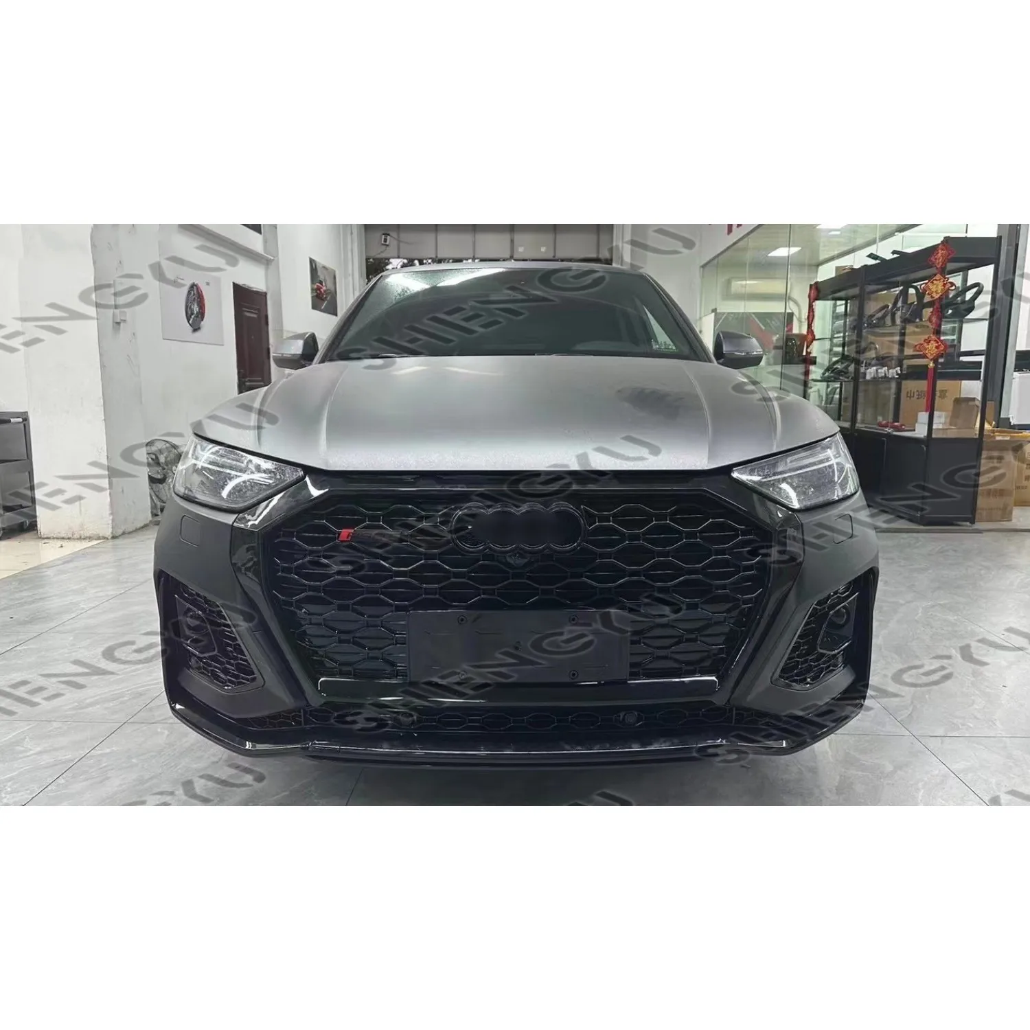 Body Kit for Audi Q5 2021-2023 Year Upgrade to RSQ8 Mode Linclude Front Car Bumper Assembly with Grille Accessories Parts
Body Kit for Audi Q5 2021-2023 Year Upgrade to RSQ8 Mode Linclude Front Car Bumper Assembly with Grille Accessories Parts