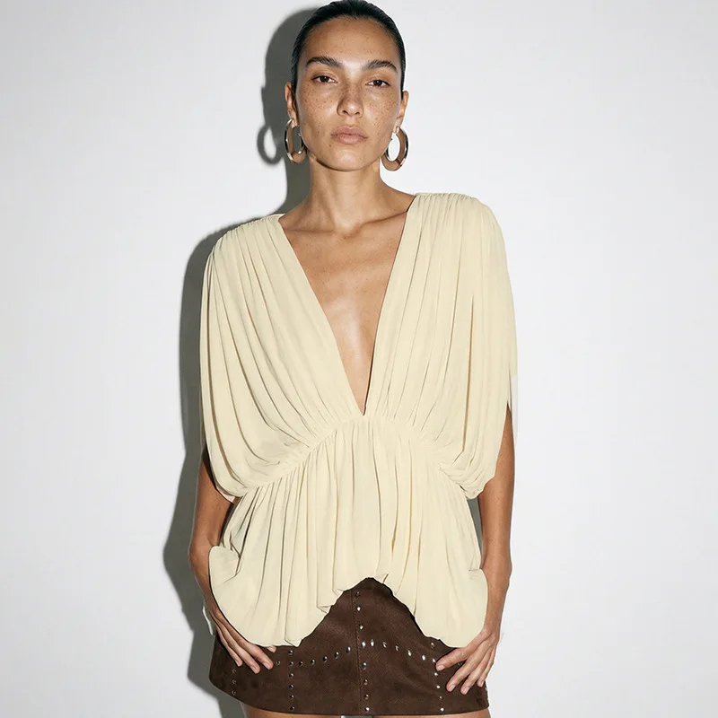 Elegant Batwing Sleeve Women's Shirt V-Neck Solid Pleated Irregular Lady Tops 2026 Summer Chic Female Street Vacation Top
Elegant Batwing Sleeve Women's Shirt V-Neck Solid Pleated Irregular Lady Tops 2026 Summer Chic Female Street Vacation Top