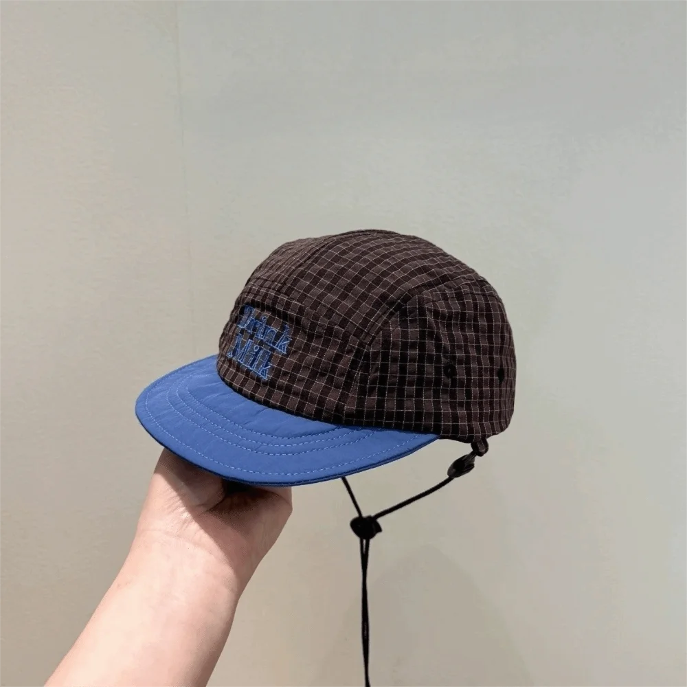 Versatile Color Block Plaid Peaked Cap Breathable Flat Brim Children Baseball Hat Adjustable Soft Boys Sunscreen Hat Sun Visor
Versatile Color Block Plaid Peaked Cap Breathable Flat Brim Children Baseball Hat Adjustable Soft Boys Sunscreen Hat Sun Visor