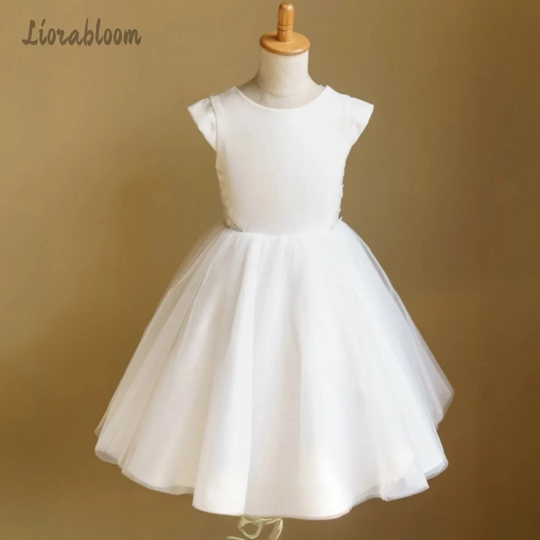 Girls' Simple Lace Wedding Dress Custom Button Back Flower Girl Gown Party Princes Wedding Party Attire Dress свадебное платье
Girls' Simple Lace Wedding Dress Custom Button Back Flower Girl Gown Party Princes Wedding Party Attire Dress свадебное платье