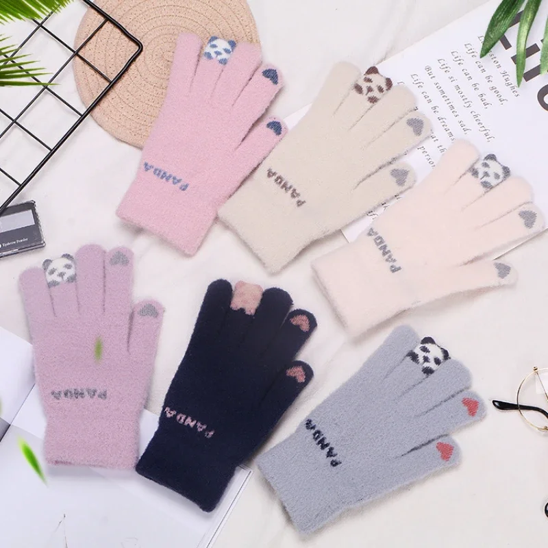 New Panda Gloves Baby Girls Full Finger Mittens Cartoon Embroidered Winter Plush Warm Cold-proof Soft Cotton Gloves
New Panda Gloves Baby Girls Full Finger Mittens Cartoon Embroidered Winter Plush Warm Cold-proof Soft Cotton Gloves