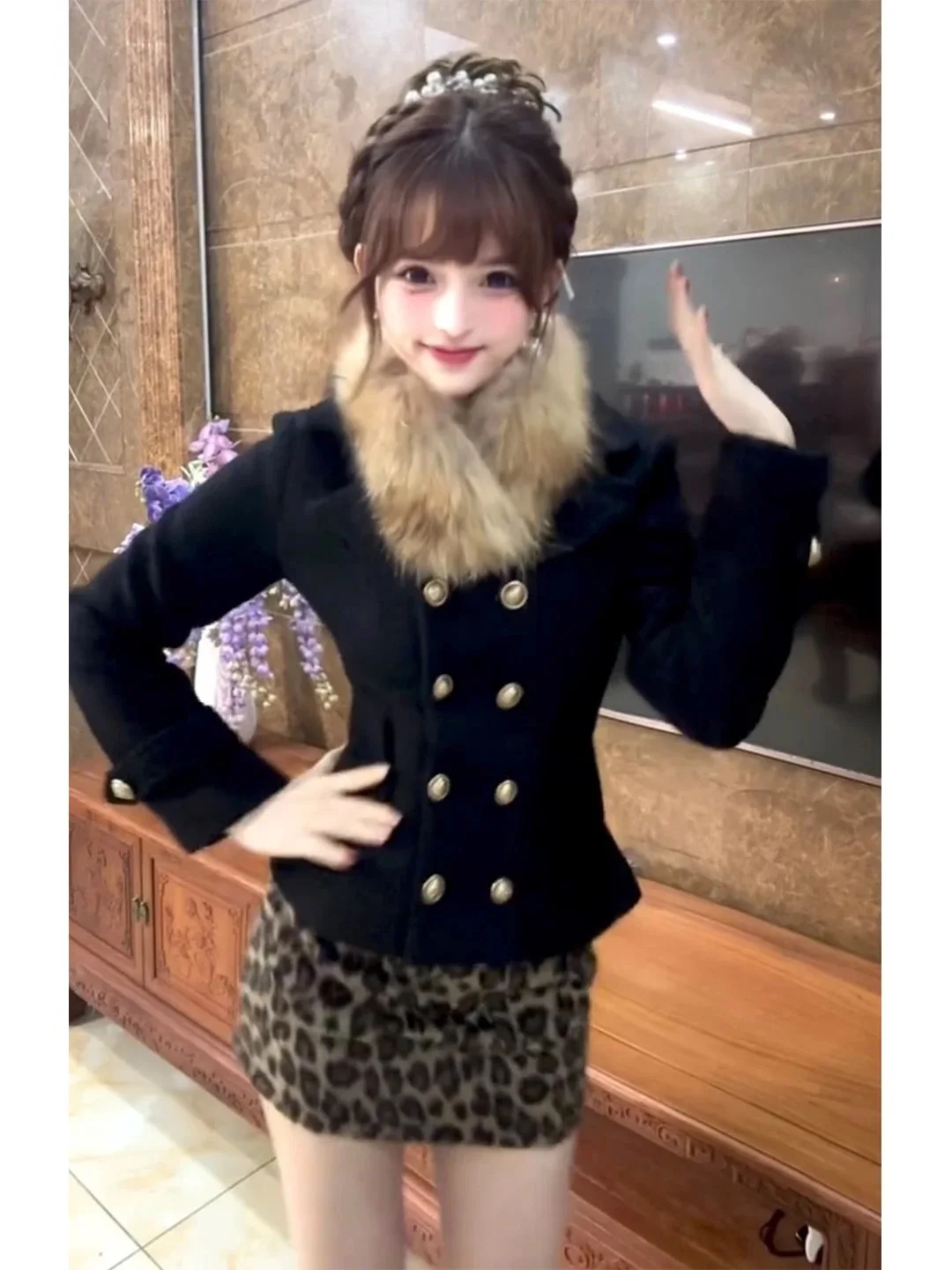 Winter Fashion Leopard Print Two-Piece Set Women's High Collar Long Sleeve Skirt And Top Ensemble Elegant Ladylike Style
Winter Fashion Leopard Print Two-Piece Set Women's High Collar Long Sleeve Skirt And Top Ensemble Elegant Ladylike Style
