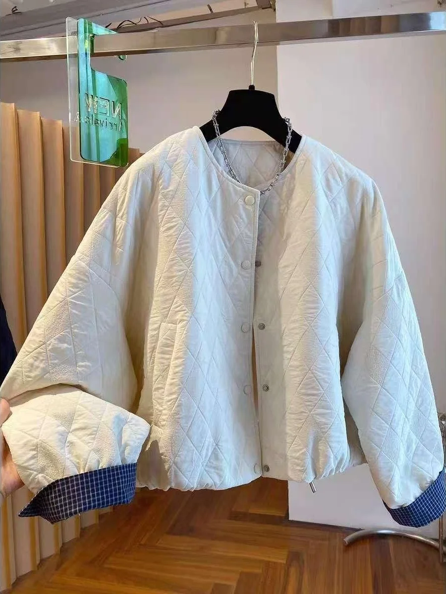 Легкая хлопковая куртка с круглым вырезом в бейсбольном стиле для мужчин и женщин, осенне-зимняя модная простая универсальная верхняя одежда
Легкая хлопковая куртка с круглым вырезом в бейсбольном стиле для мужчин и женщин, осенне-зимняя модная простая универсальная верхняя одежда