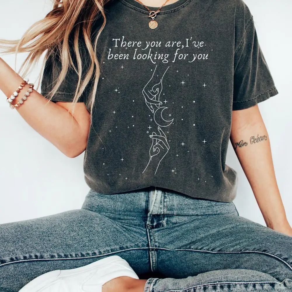 A Court Of Mist And Fury Cassian And Nesta Shirt Cotton shirt Throne Glass Merch Sarah Merch Bookish Crewneck 
A Court Of Mist And Fury Cassian And Nesta Shirt Cotton shirt Throne Glass Merch Sarah Merch Bookish Crewneck