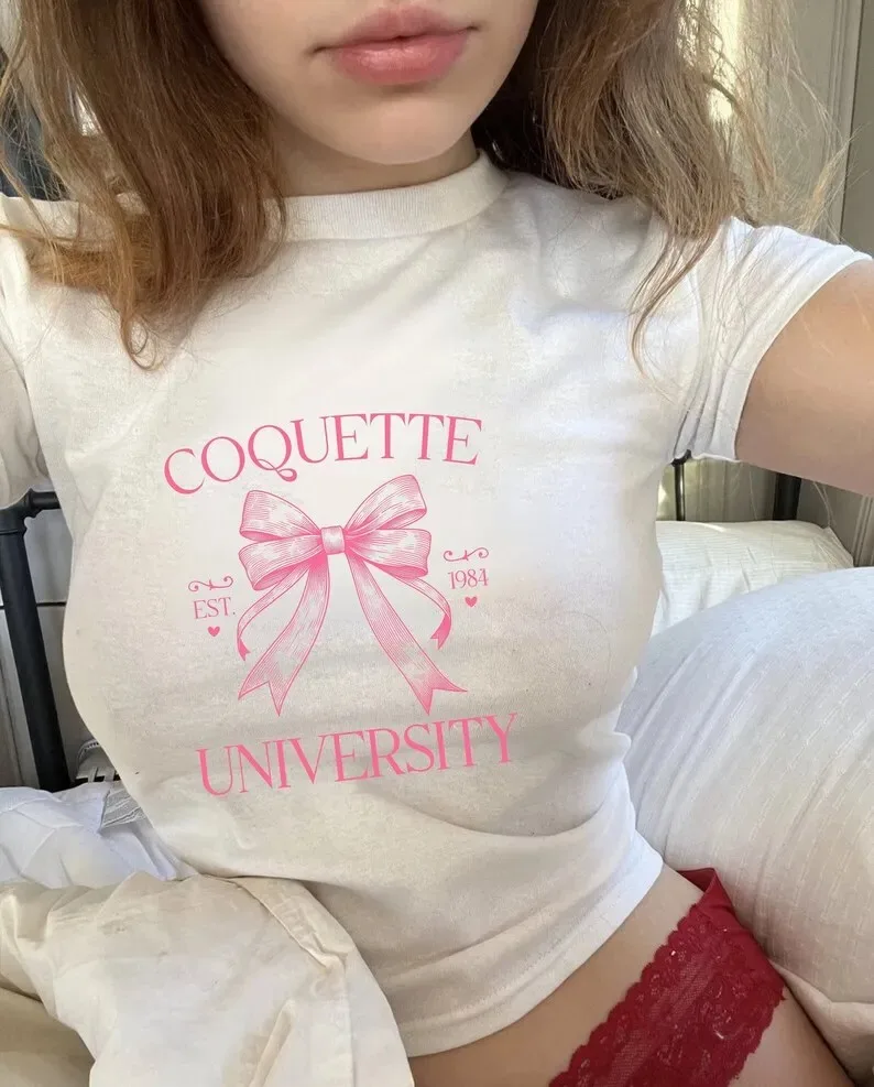Cute Bow Print Graphic Tees Y2K Hip Hop O Neck T-Shirt Women Sexy Crop Tops Bow Tie Print Short Sleeve Casual Women T Shirt Tops
Cute Bow Print Graphic Tees Y2K Hip Hop O Neck T-Shirt Women Sexy Crop Tops Bow Tie Print Short Sleeve Casual Women T Shirt Tops