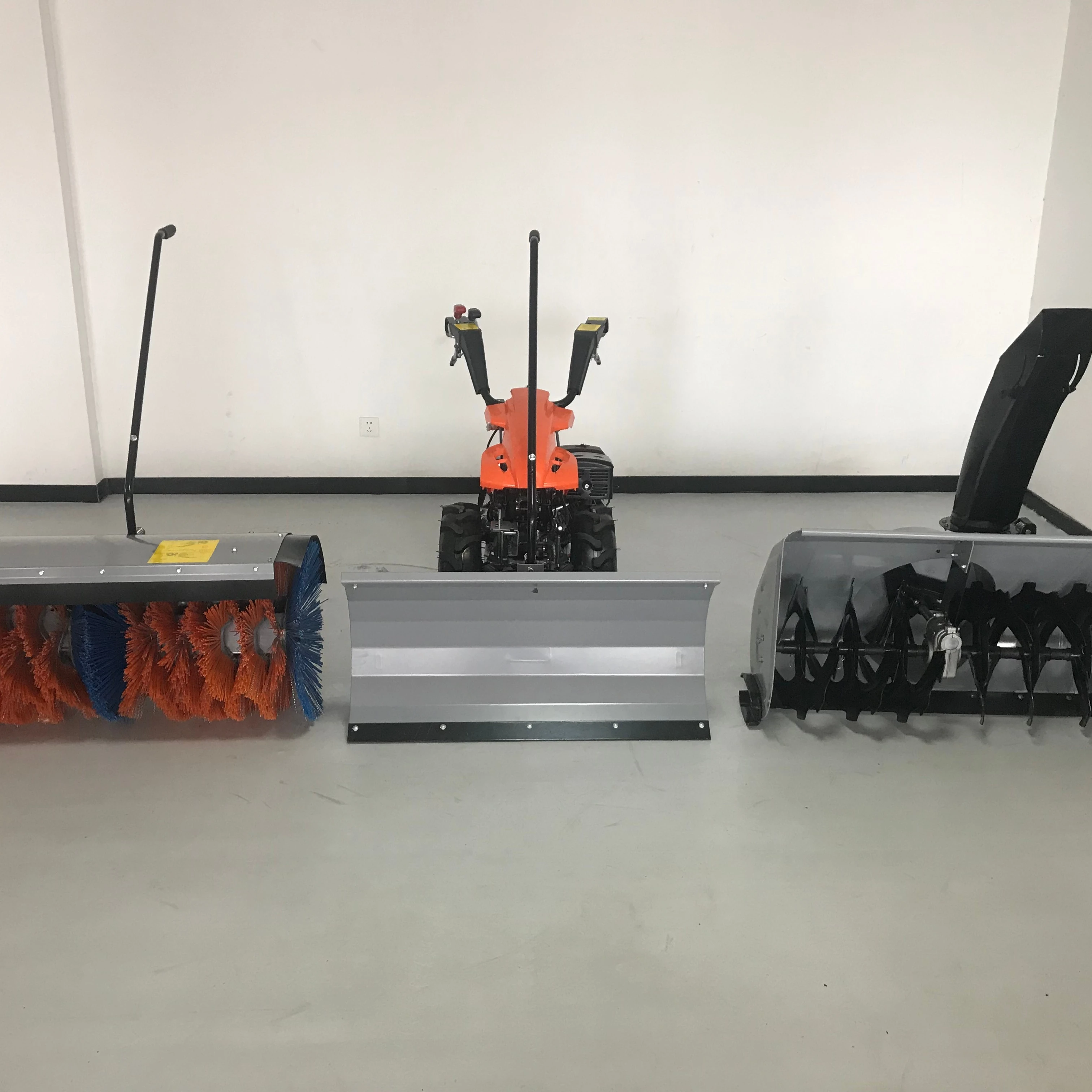 China Hot Selling 3 in 1 Snow Thrower Snow Blower Snow Pusher
China Hot Selling 3 in 1 Snow Thrower Snow Blower Snow Pusher