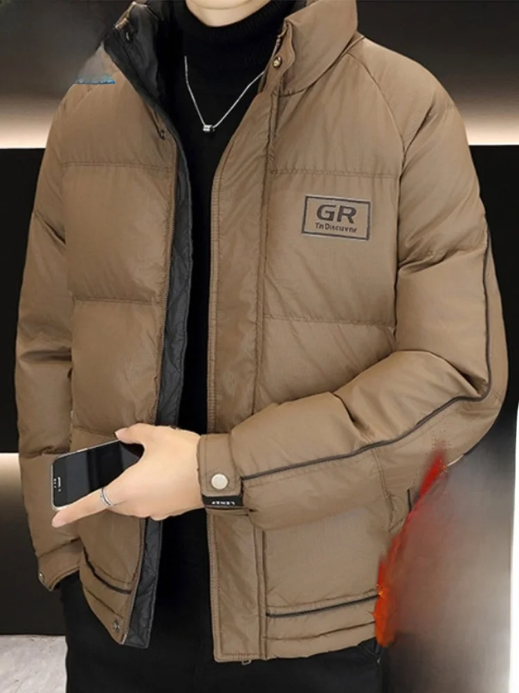 Paul мужское зимнее хлопковое пальто с воротником-стойкой и пухом для занятий спортом на открытом воздухе, теплое высококачественное пальто из полиэфирного волокна с вышивкой и капюшоном
Paul мужское зимнее хлопковое пальто с воротником-стойкой и пухом для занятий спортом на открытом воздухе, теплое высококачественное пальто из полиэфирного волокна с вышивкой и капюшоном