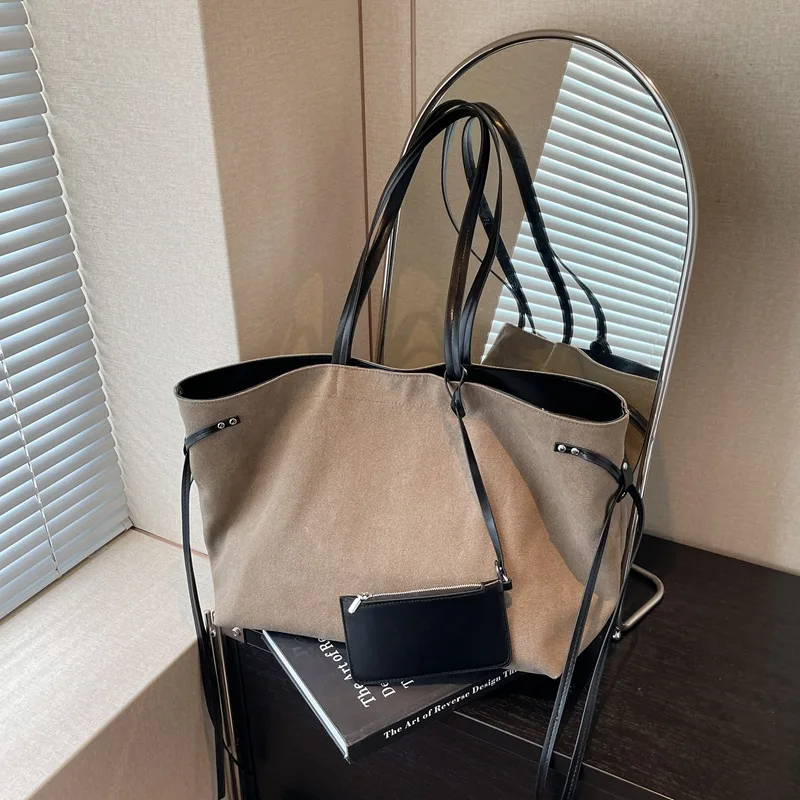 Fashionable Tote Bag for Women Shoulder Bags Trendy Simple Canvas Underarm Bag Shopping Bags Female Bag Bolso Marca Lujo Сумка
Fashionable Tote Bag for Women Shoulder Bags Trendy Simple Canvas Underarm Bag Shopping Bags Female Bag Bolso Marca Lujo Сумка