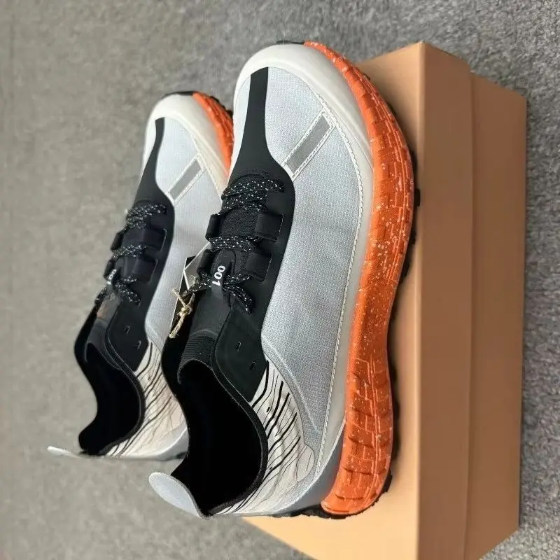 2026 New Luxury Gym Hiking Shoes For Men Anti-Slip Climbing Shoe Mans Unisex Men Shoes Mountain Wearable Outdoor Walking Shoes
2026 New Luxury Gym Hiking Shoes For Men Anti-Slip Climbing Shoe Mans Unisex Men Shoes Mountain Wearable Outdoor Walking Shoes