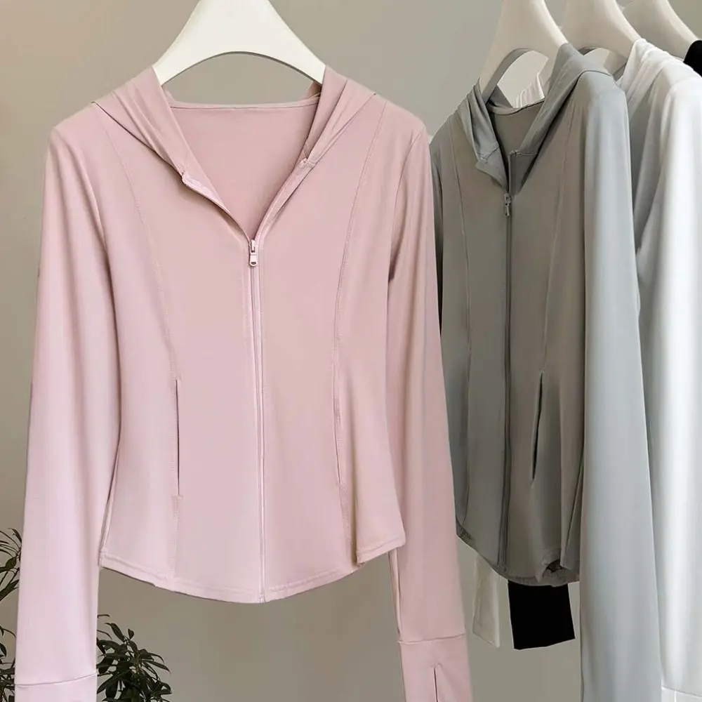 Anti UV Summer Sunscreen Hoodie Long Sleeve Solid Color Sun Protection Sweatshirt Shirt Breathable Sun Protection Coats
Anti UV Summer Sunscreen Hoodie Long Sleeve Solid Color Sun Protection Sweatshirt Shirt Breathable Sun Protection Coats