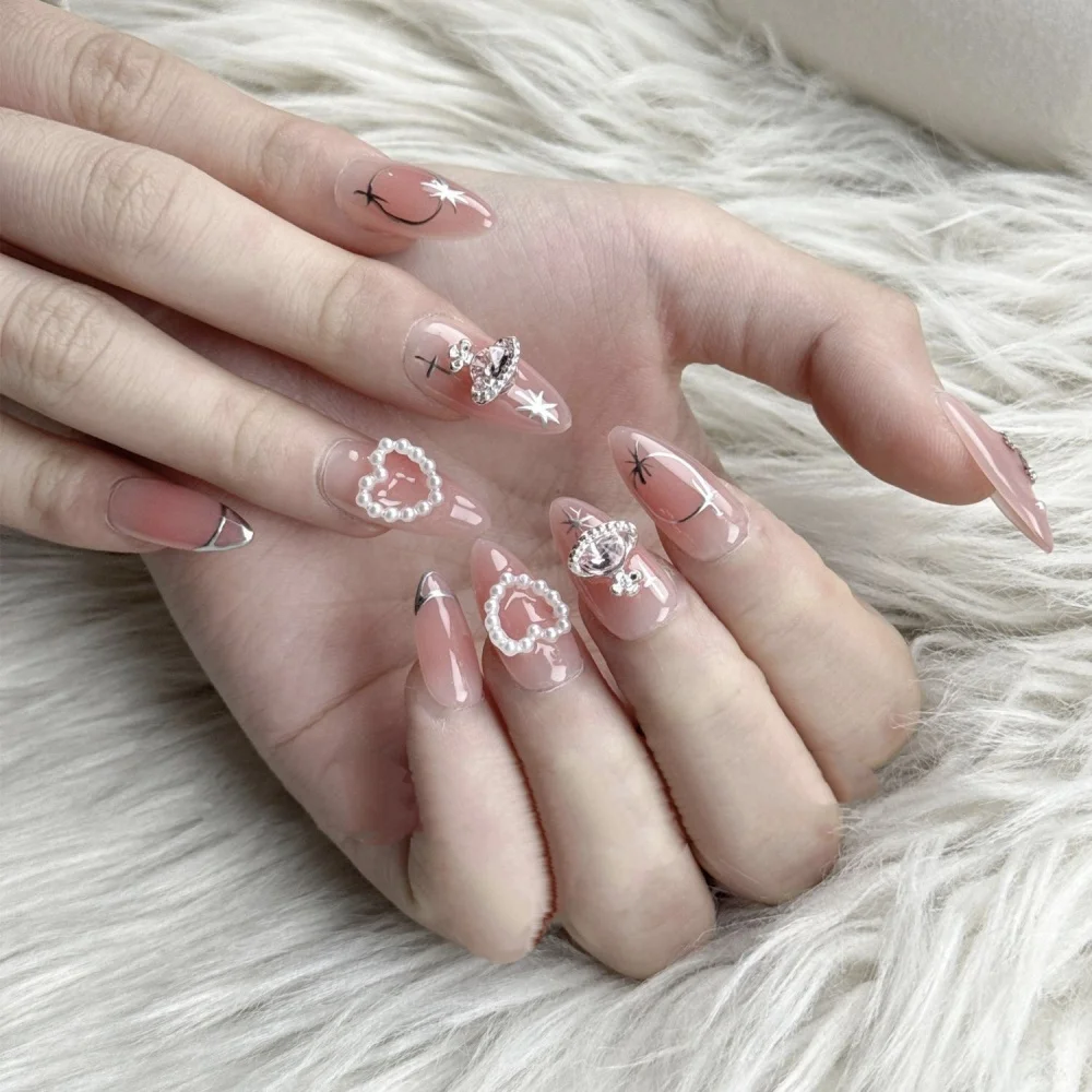 Handmade Sweet Press on Nails Pearl Love Heart Design Fake Nails For Gris 10pcs Wearable Shiny 3D Ornament Almond False Nails
Handmade Sweet Press on Nails Pearl Love Heart Design Fake Nails For Gris 10pcs Wearable Shiny 3D Ornament Almond False Nails