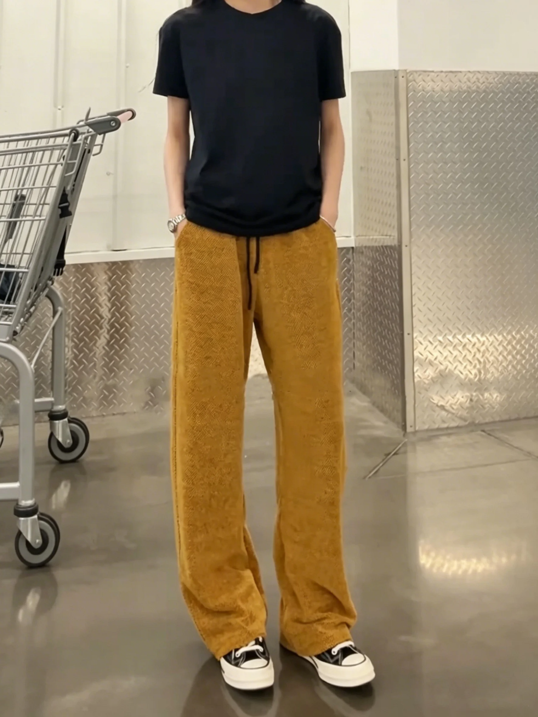 Men's Knitted Breathable Summer Lightweight Drapey Casual Sports Long Pants Loose Straight Leg Elastic Waist Knitwear
Men's Knitted Breathable Summer Lightweight Drapey Casual Sports Long Pants Loose Straight Leg Elastic Waist Knitwear