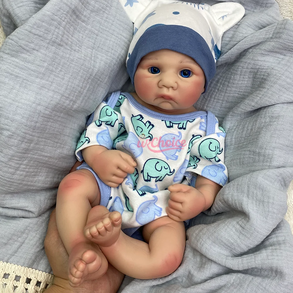17Inch Realistic Silicone Reborn Baby Boy Doll Solid Soft Squishy Weighted Newborn Hand Painted Reborn Doll Christmas Collection
17Inch Realistic Silicone Reborn Baby Boy Doll Solid Soft Squishy Weighted Newborn Hand Painted Reborn Doll Christmas Collection