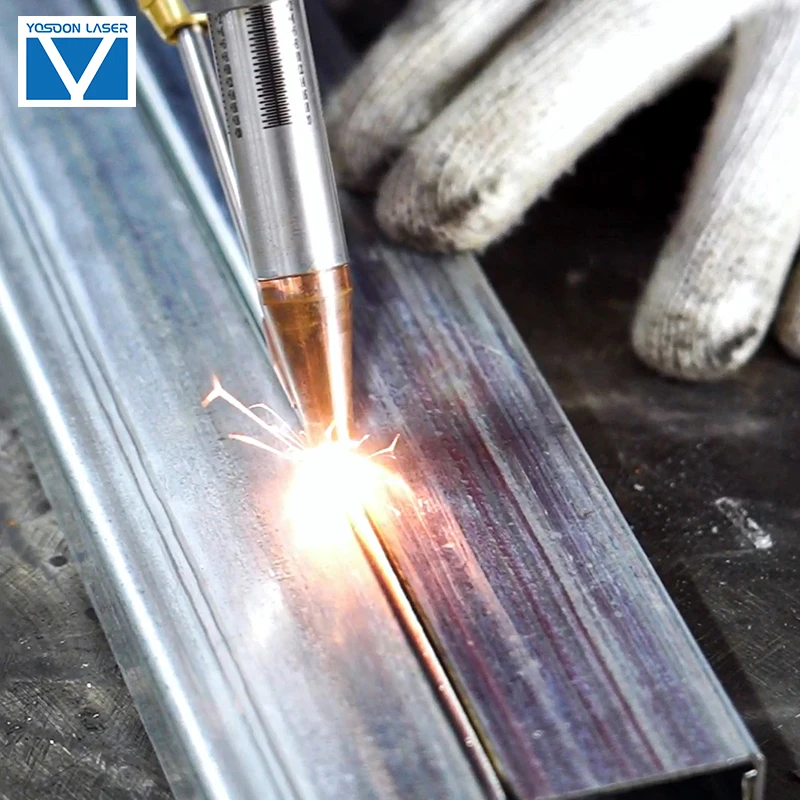 Manual Fiber Laser Welding Machine Metal Stainless Steel Aluminum Welding Machine Portable Lazer Welder 1500w 2000w 3000w Price
Manual Fiber Laser Welding Machine Metal Stainless Steel Aluminum Welding Machine Portable Lazer Welder 1500w 2000w 3000w Price