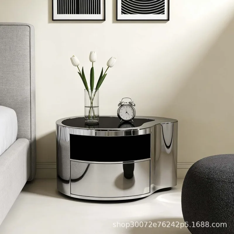 Italian light luxury mirror stainless steel bedside table luxury home simple art versatile storage cabinet
Italian light luxury mirror stainless steel bedside table luxury home simple art versatile storage cabinet