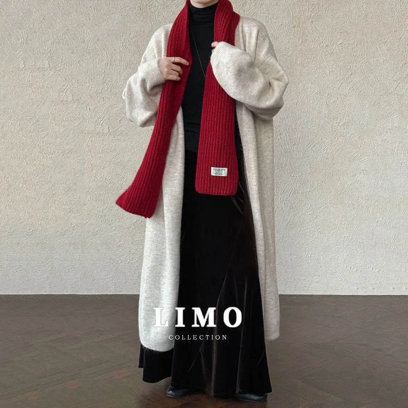 LIMO Высококачественный вязаный кардиган средней длины выше колена для женщин, осенний новый стиль, без пуговиц, ленивый свитер, пальто
LIMO Высококачественный вязаный кардиган средней длины выше колена для женщин, осенний новый стиль, без пуговиц, ленивый свитер, пальто