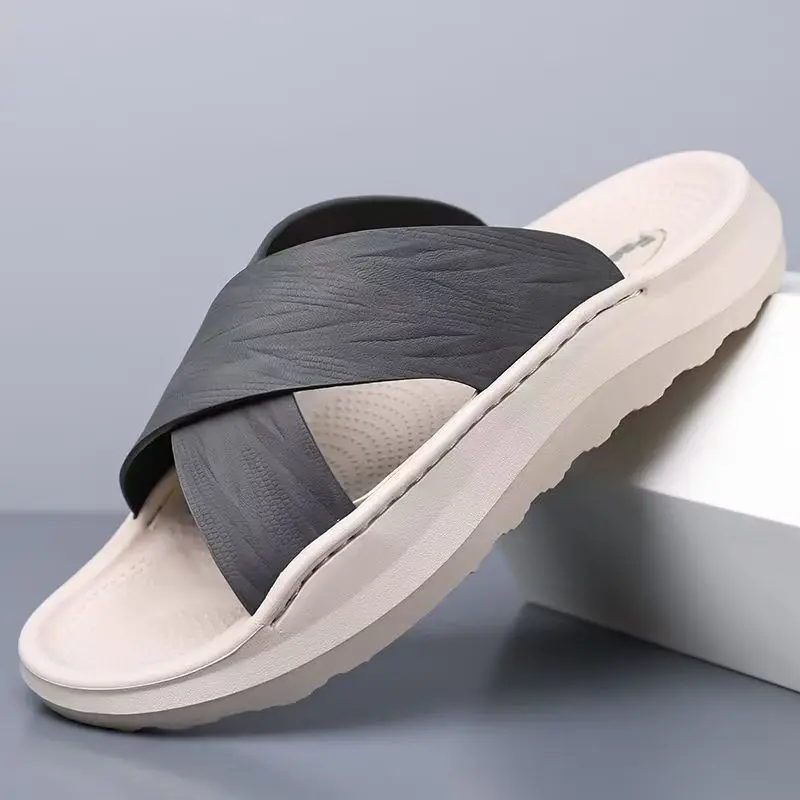 Мужские кожаные спортивные шлепанцы больших размеров, летние, новые, с мягкой подошвой, нескользящие, легкие, для улицы, пляжа и дома.
Мужские кожаные спортивные шлепанцы больших размеров, летние, новые, с мягкой подошвой, нескользящие, легкие, для улицы, пляжа и дома.