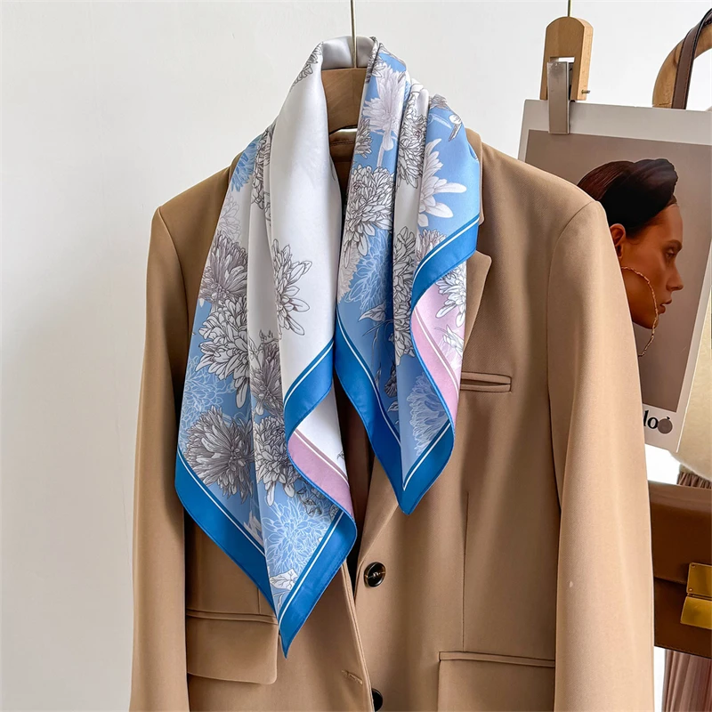 Double Faced Jacquard Luxury Brand Print Women Silk Scarf Bandana Hijab Wrap Foulard Shawl 70cm Square Scarves
Double Faced Jacquard Luxury Brand Print Women Silk Scarf Bandana Hijab Wrap Foulard Shawl 70cm Square Scarves