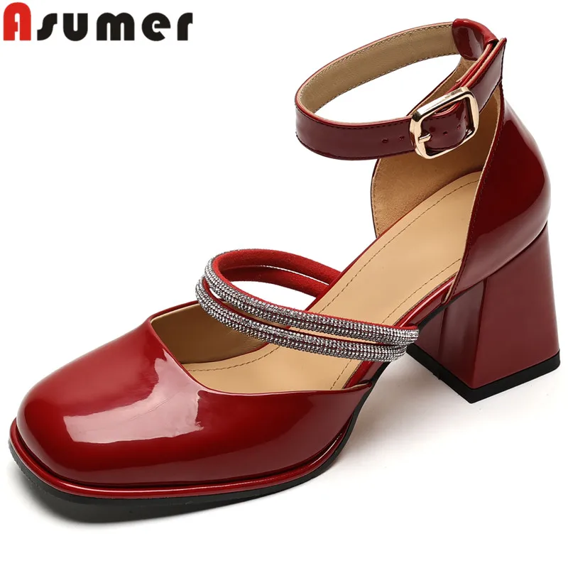 Босоножки ASUMER женские из лакированной кожи, классические туфли на платформе и толстом высоком каблуке, украшенные блестками, Классическая обувь с пряжкой, 2024
Босоножки ASUMER женские из лакированной кожи, классические туфли на платформе и толстом высоком каблуке, украшенные блестками, Классическая обувь с пряжкой, 2024