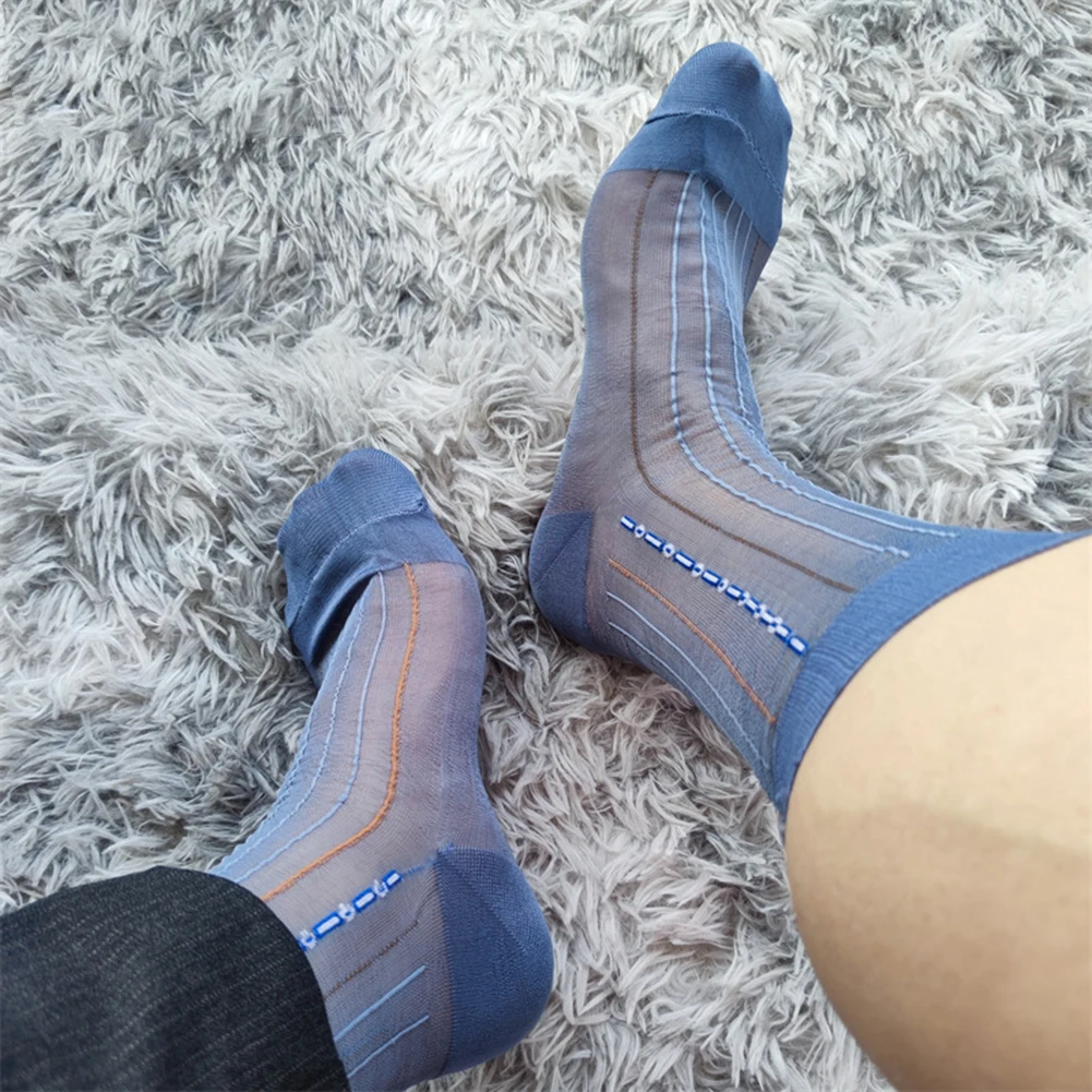 Летние модные мужские жаккардовые прозрачные ультратонкие средние деловые носки, мужские повседневные базовые чулки
Летние модные мужские жаккардовые прозрачные ультратонкие средние деловые носки, мужские повседневные базовые чулки