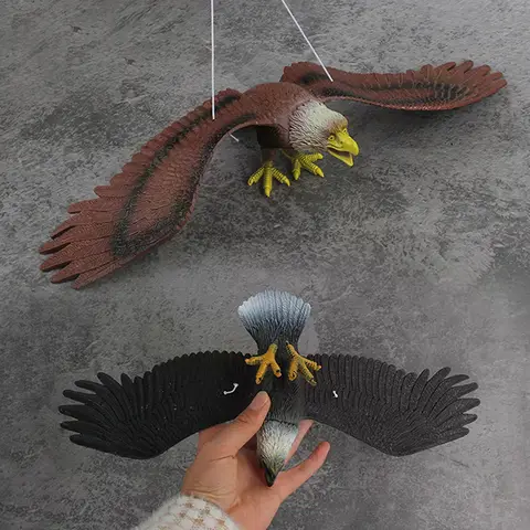 1 Piece Outdoor Eagle Figurine Hanging Bird Deterrent Plastic Eagle Ornament Vivid Flying Bird Hawk Decoy Garden Scarecrow