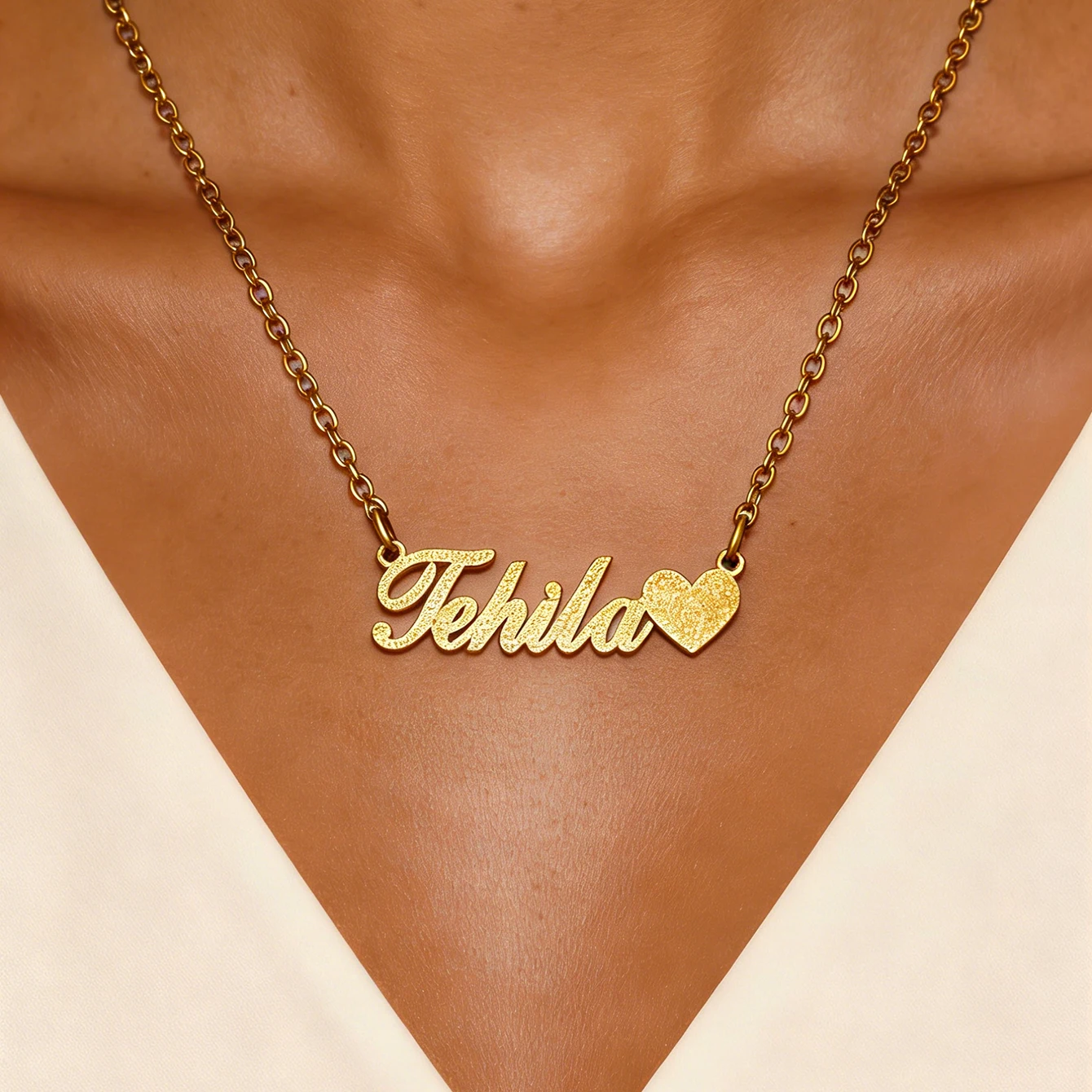 Custom Frosted Heart Name Necklaces For Women Stainless Steel Customized Pendant Necklace Female Personalized Neck Chain Jewelry
Custom Frosted Heart Name Necklaces For Women Stainless Steel Customized Pendant Necklace Female Personalized Neck Chain Jewelry