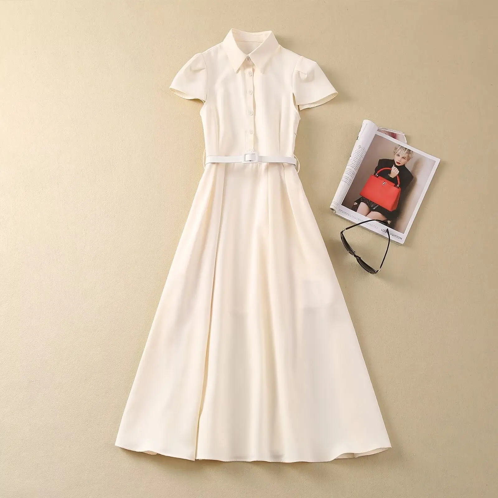 Spring Summer New Women's Short Sleeve Pleated Skirt Dress Stand Collar Slit Hem Big Swing Dress Fashionable Ladies Gown
Spring Summer New Women's Short Sleeve Pleated Skirt Dress Stand Collar Slit Hem Big Swing Dress Fashionable Ladies Gown